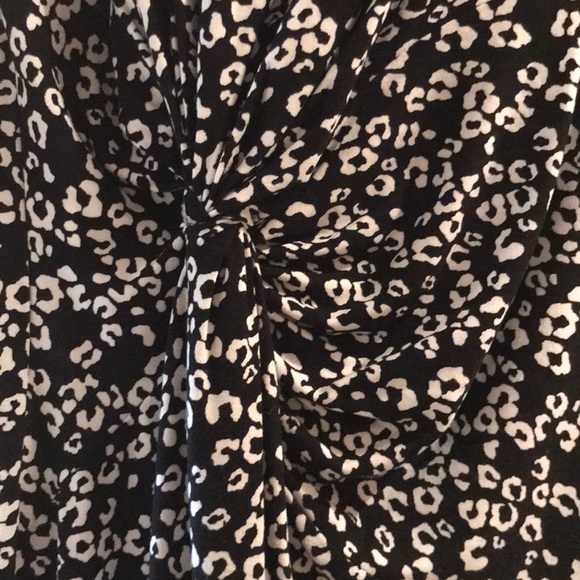 Pea in the Pod Maternity Dress - Picture 3 of 3